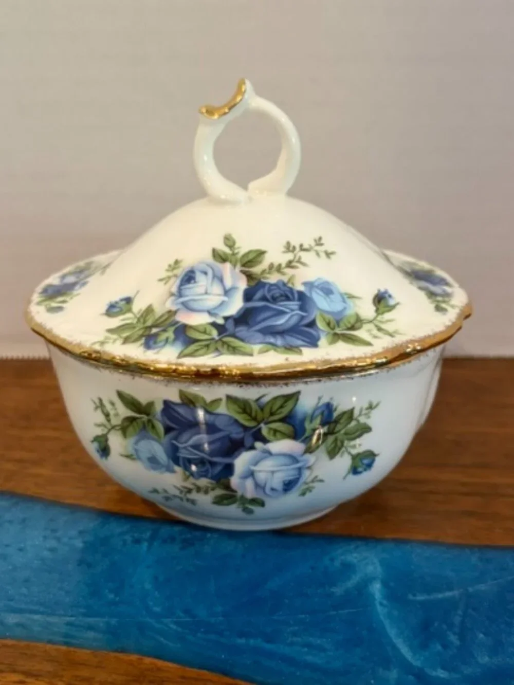 Royal Albert Moonlight Rose Powder Bowl Candy Dish English Fine Bone China